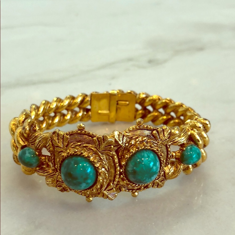 Italian bracelet, gold with green stones